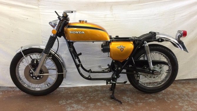 HONDA CB 750 FOUR K2 - PuntoMoto Vicenza